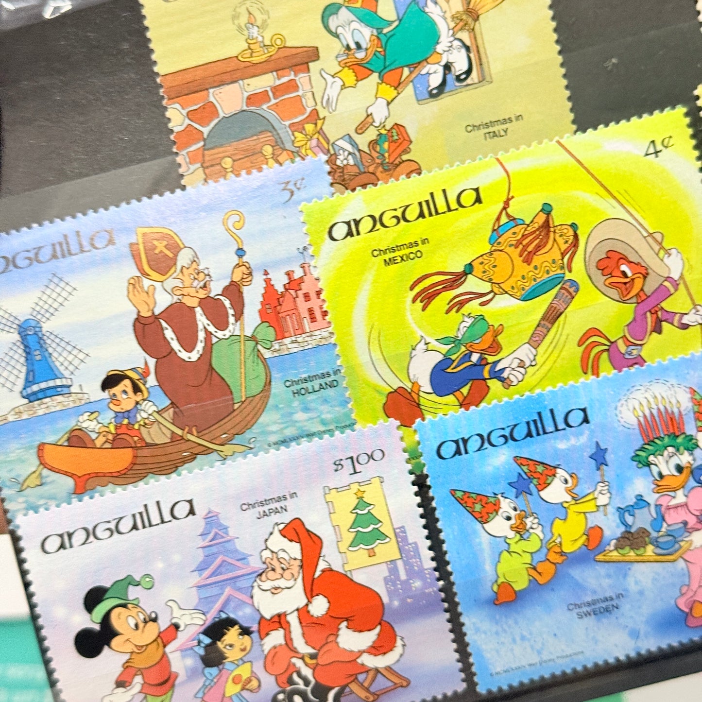 Set 8 Sellos Navidad Anguilla Países del Mundo Mickey Mouse y Amigos