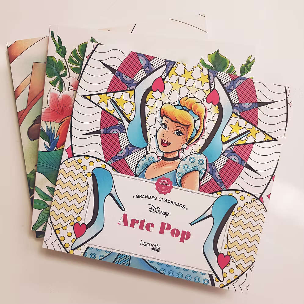 Libro para colorear Pop Art Disney Hachette Héroes