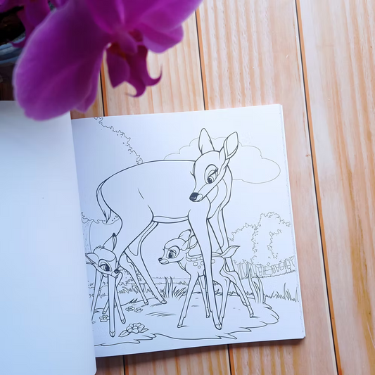 Libro para colorear Familias Disney Arteterapia Hachette Heroes