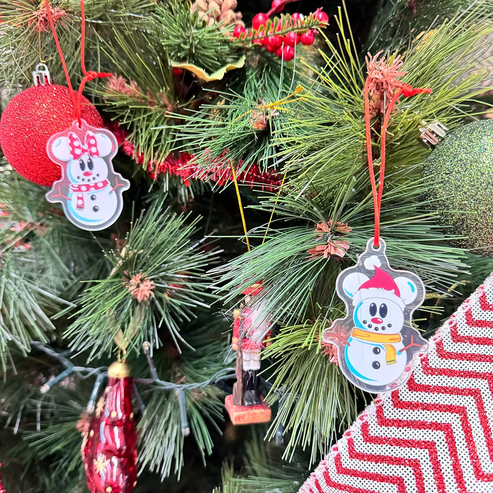 Llavero o adorno nieve Minnie Navidad