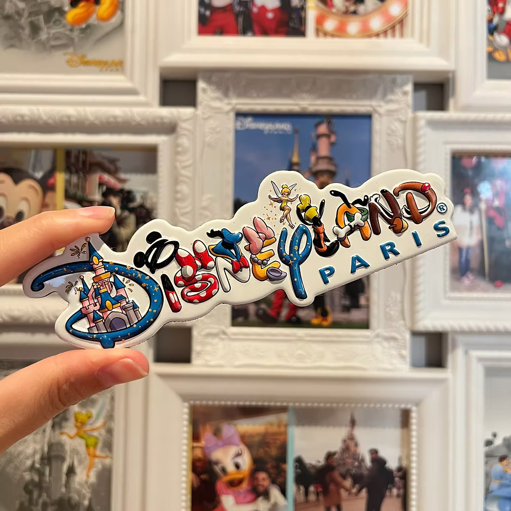 Iman Disneyland Paris letras personajes