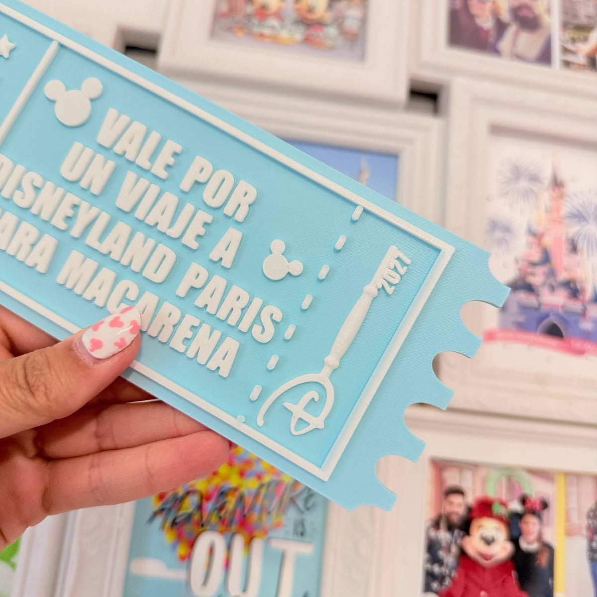 Ticket 3D Personalizable Vale por un Viaje a Disneyland Paris