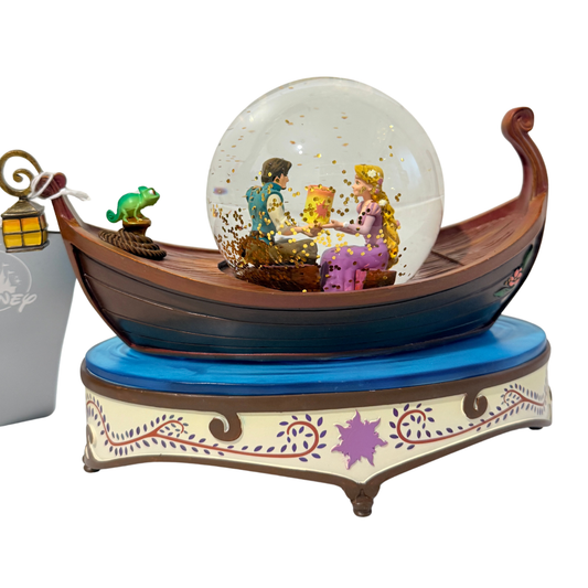 Figura Bola de nieve Rapunzel Flynn Pascal Barca Disneyland Paris