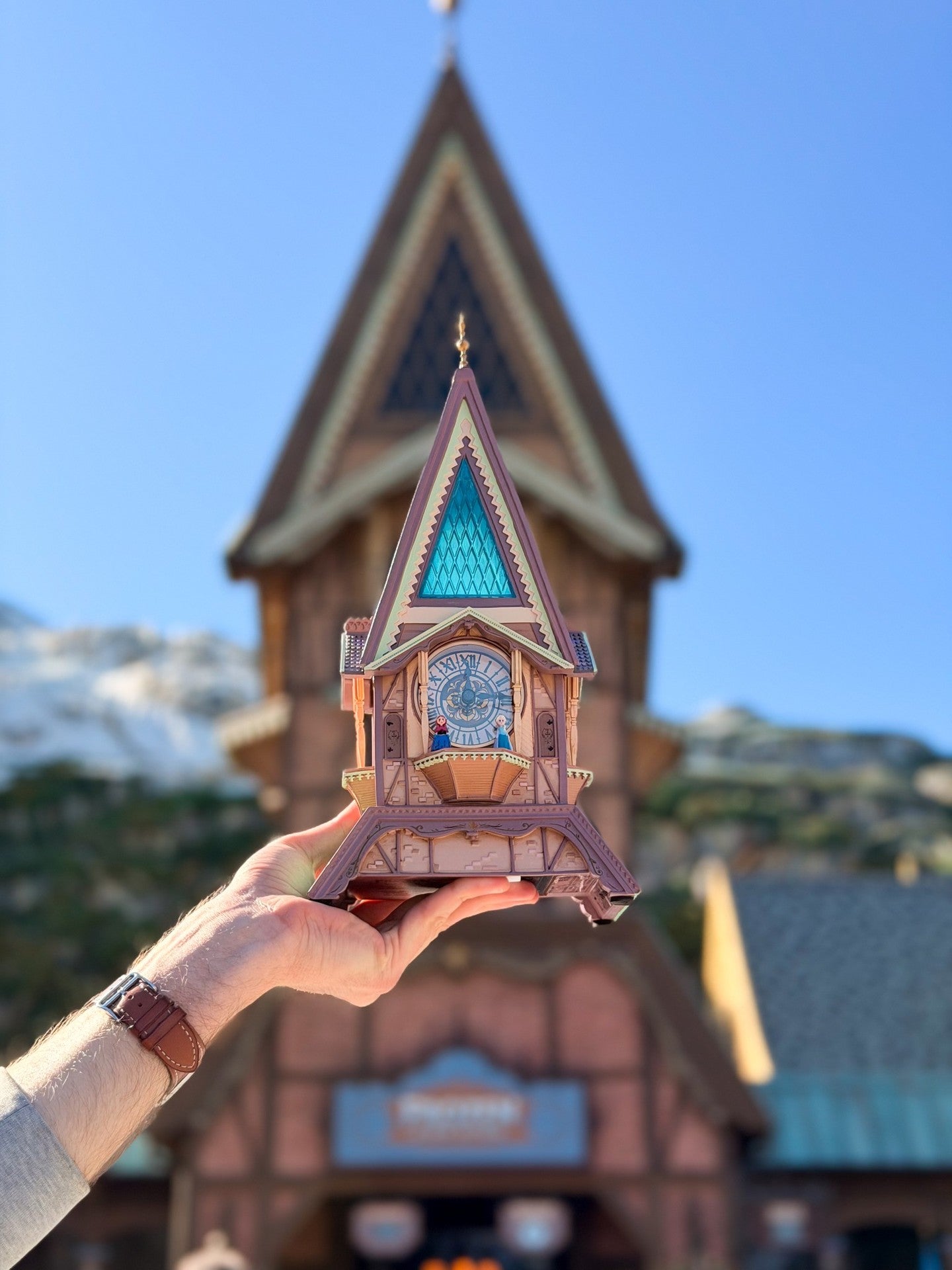 Figura Reloj Arendelle World of Frozen