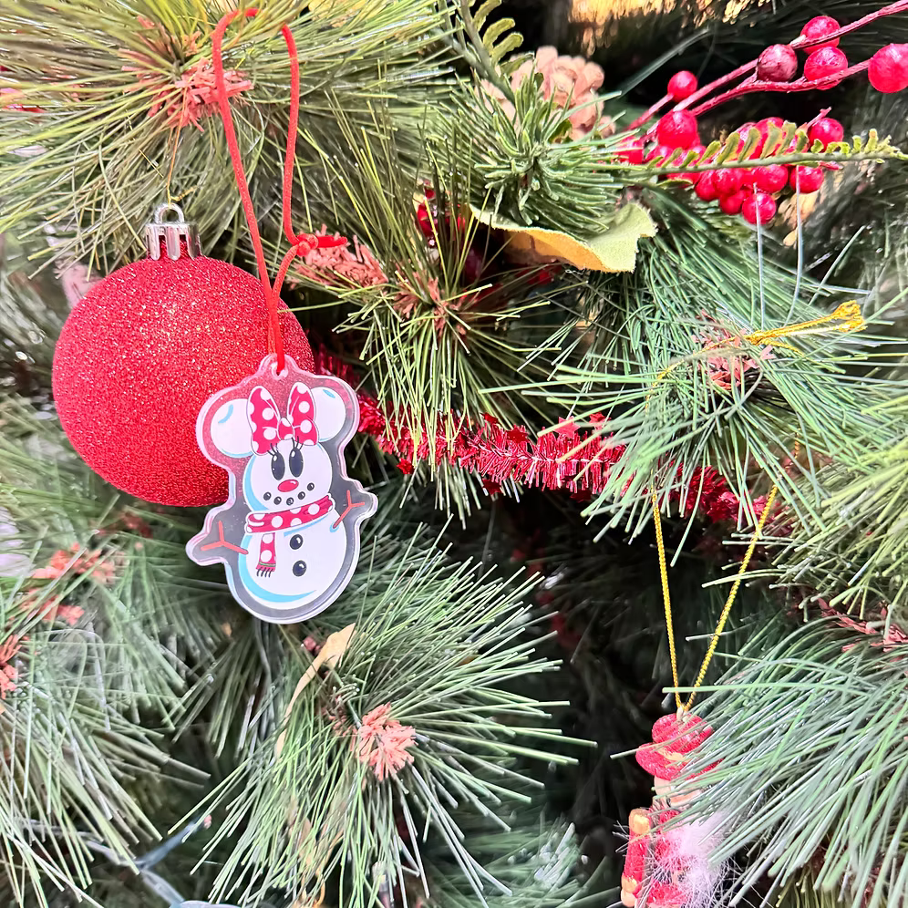 Llavero o adorno nieve Minnie Navidad