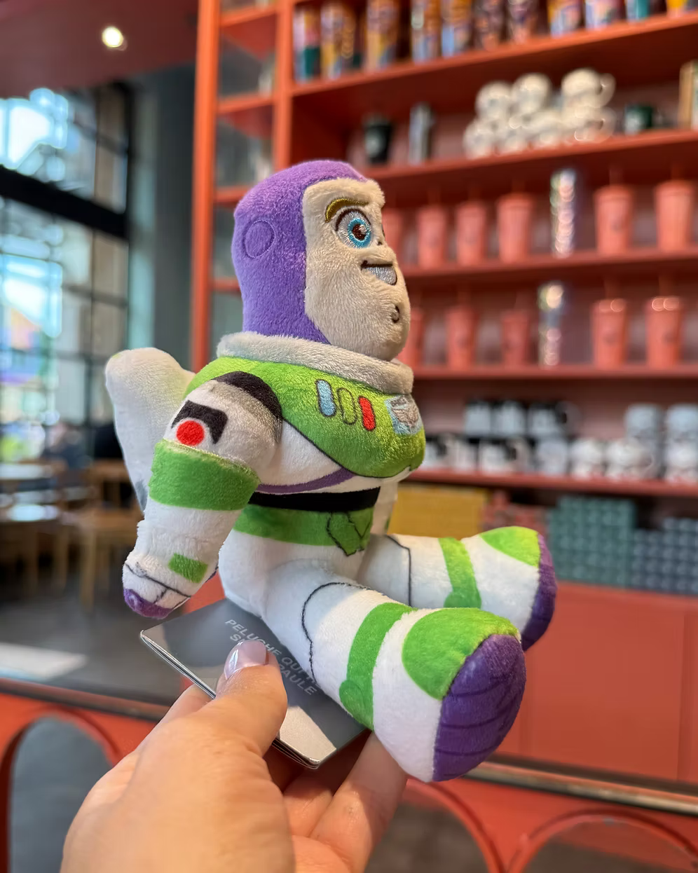 Peluche Buzz Lightyear hombro Disneyland Paris