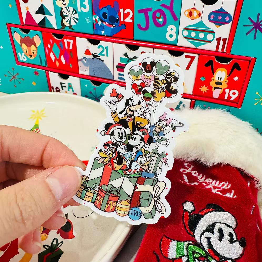 Pegatina regalos Mickey Mouse Minnie y amigos Navidad