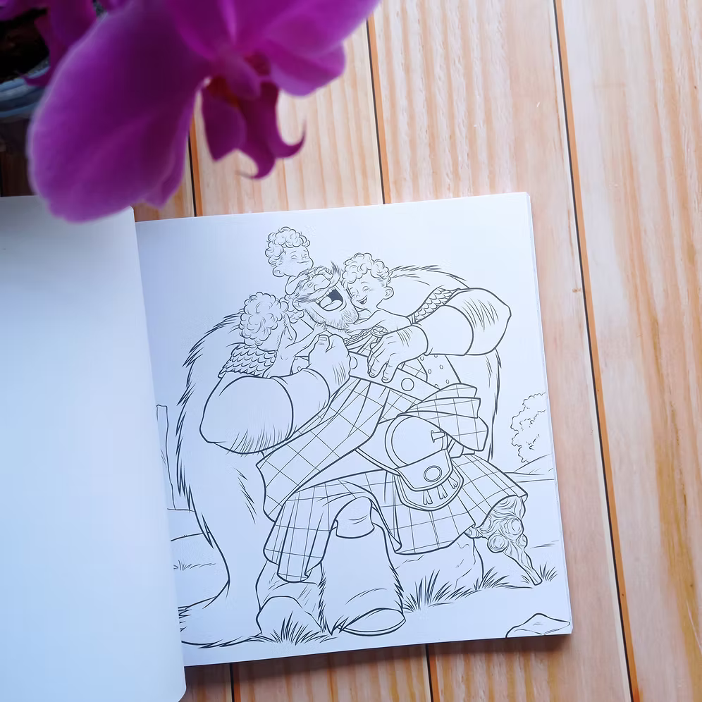 Libro para colorear Familias Disney Arteterapia Hachette Heroes