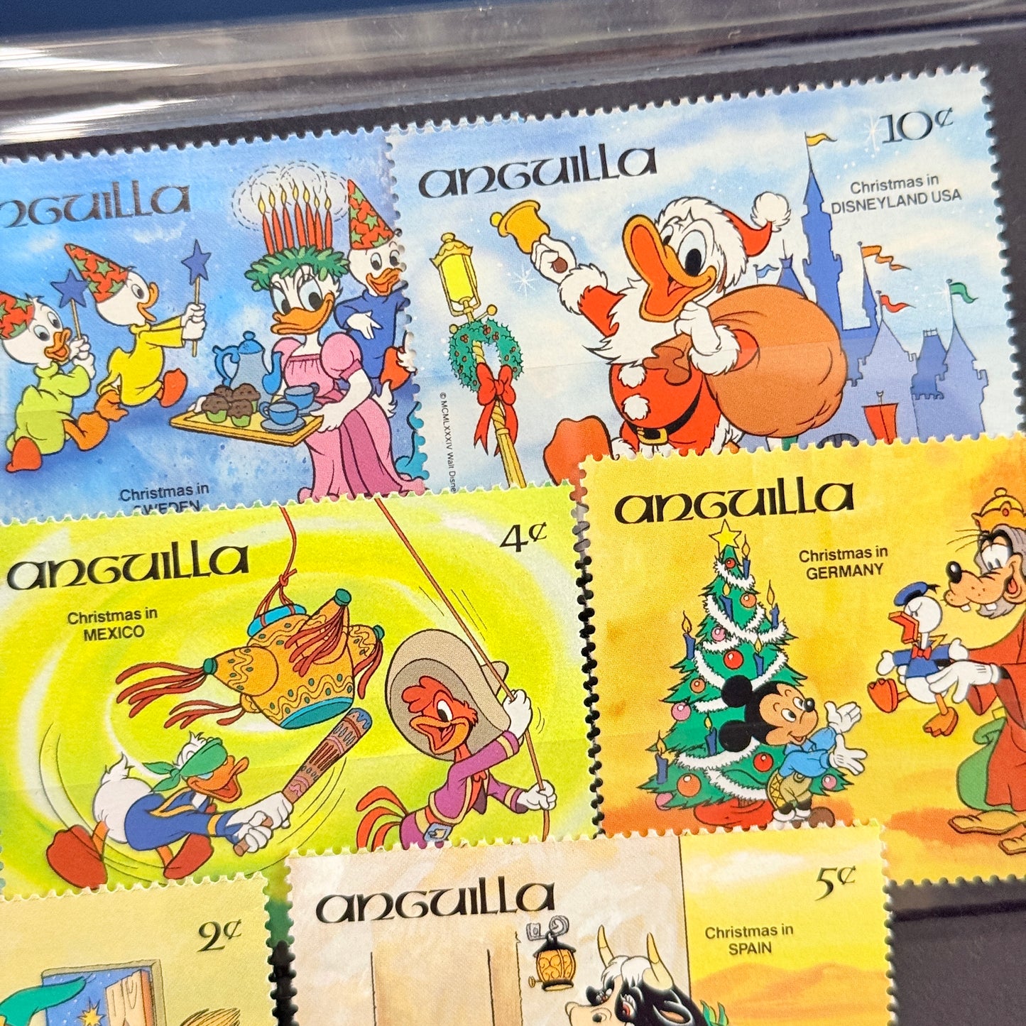 Set 8 Sellos Navidad Anguilla Países del Mundo Mickey Mouse y Amigos