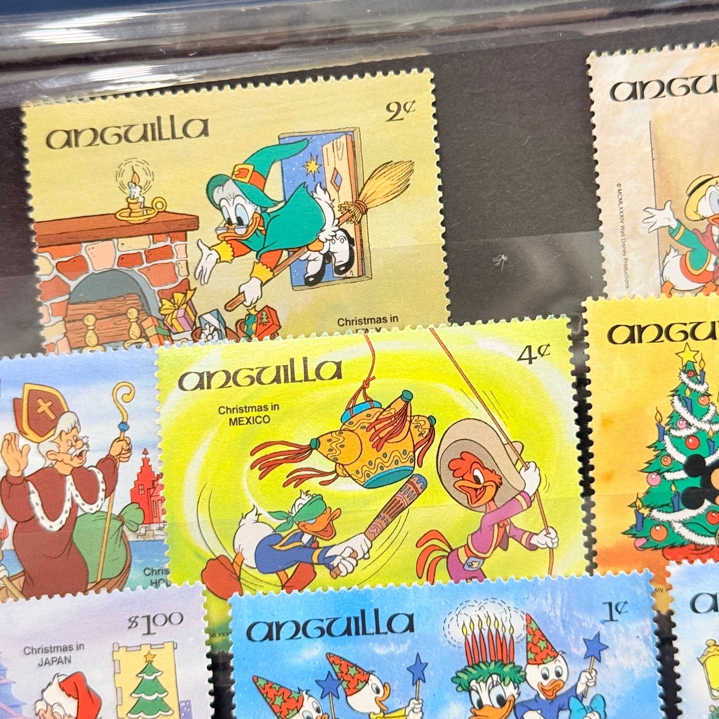 Set 8 Sellos Navidad Anguilla Países del Mundo Mickey Mouse y Amigos