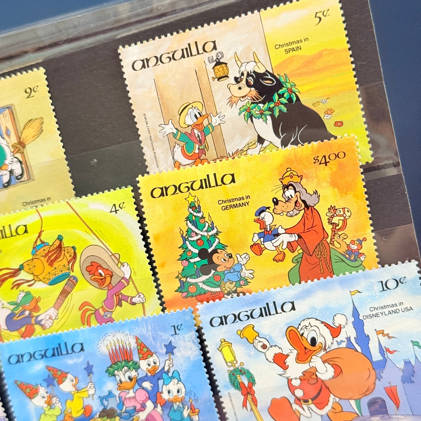 Set 8 Sellos Navidad Anguilla Países del Mundo Mickey Mouse y Amigos