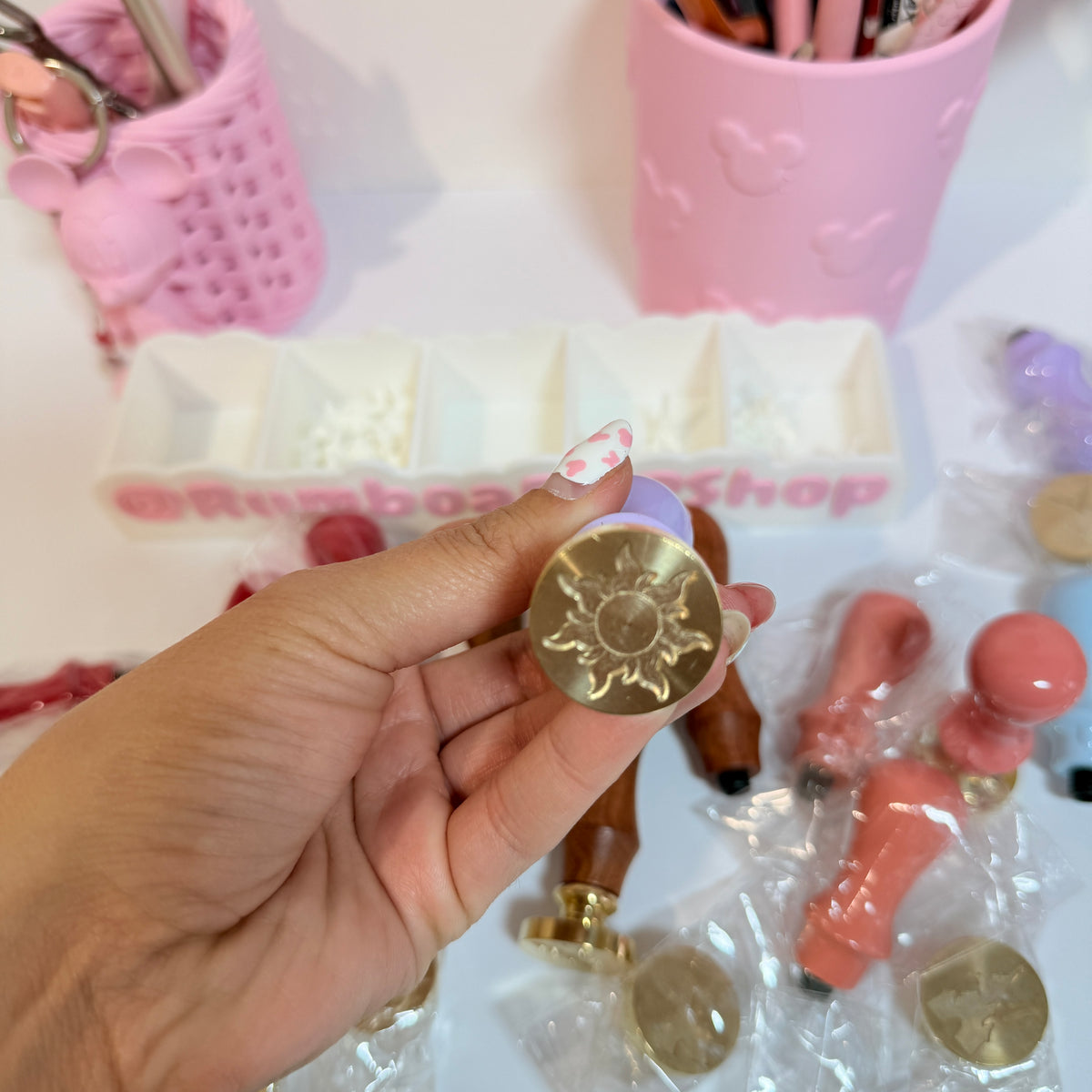 Sello de lacre flor de Rapunzel Enredados con mango lavanda