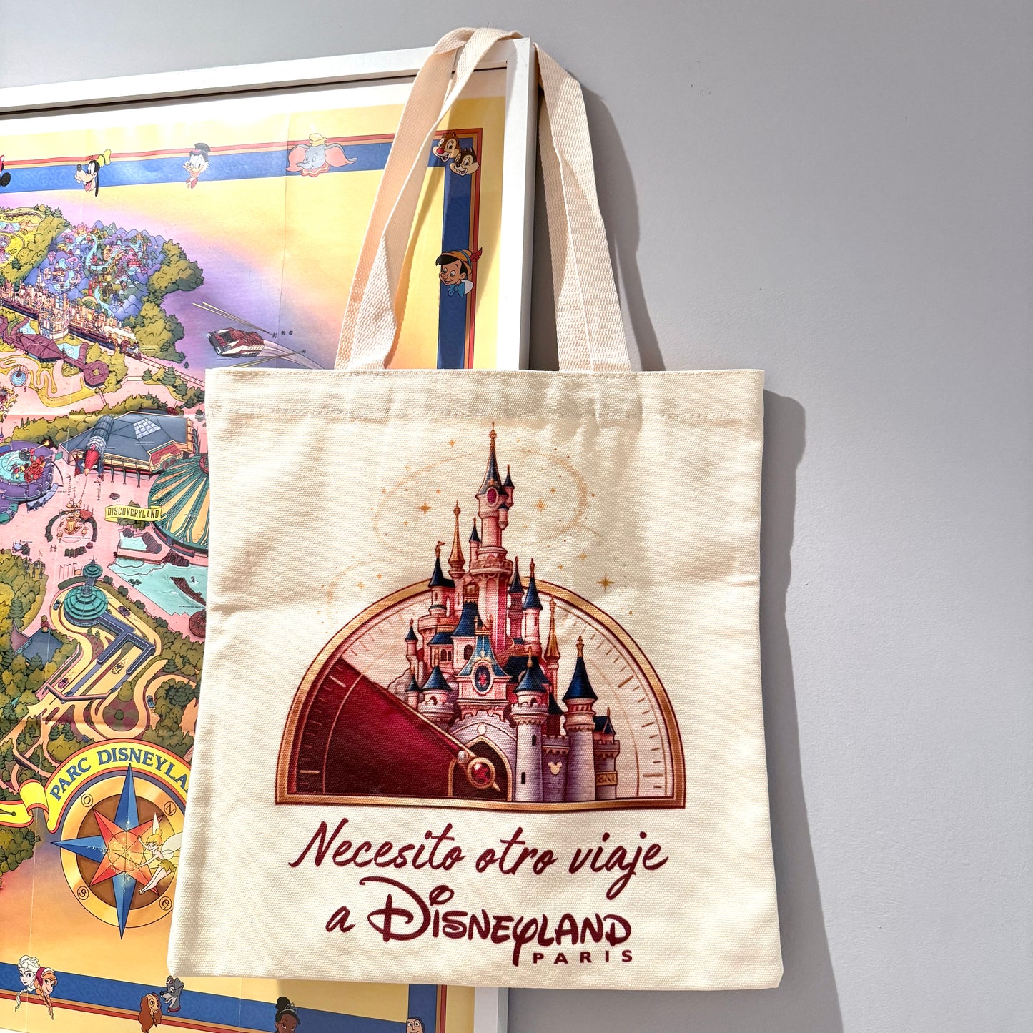 Bolsa Tote Bag Necesito otro viaje a Disneyland Paris